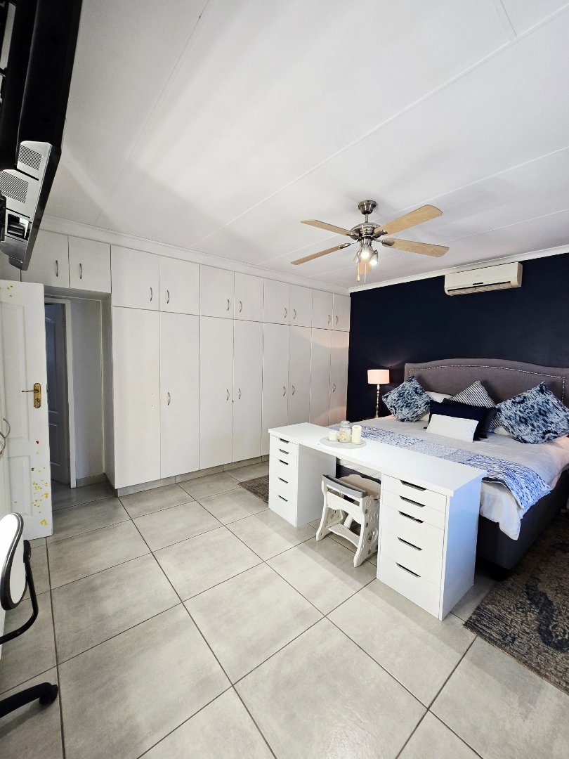 3 Bedroom Property for Sale in Flamwood North West